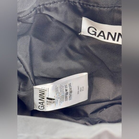 🆕 GANNI 🧿 NWT Small Recycled Tech Tote Bag Crossbody, Kalamata & Burgundy Pink - Picture 10 of 12
